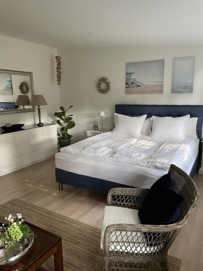 Trouville Bed & Breakfast Hornbaek Ngoại thất bức ảnh